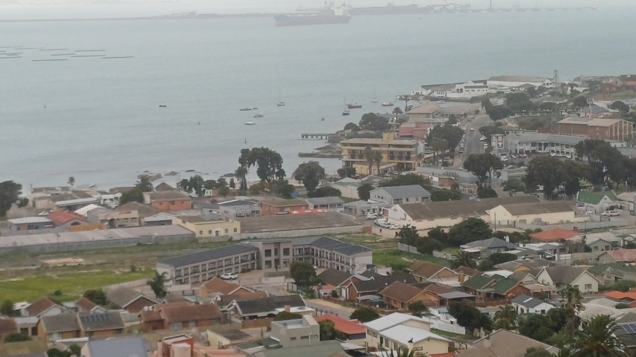 0 Bedroom Property for Sale in Hoogland Western Cape